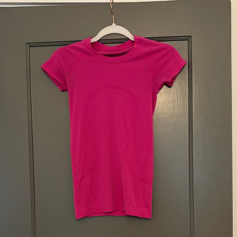 lululemon athletica sonic pink swiftly tech